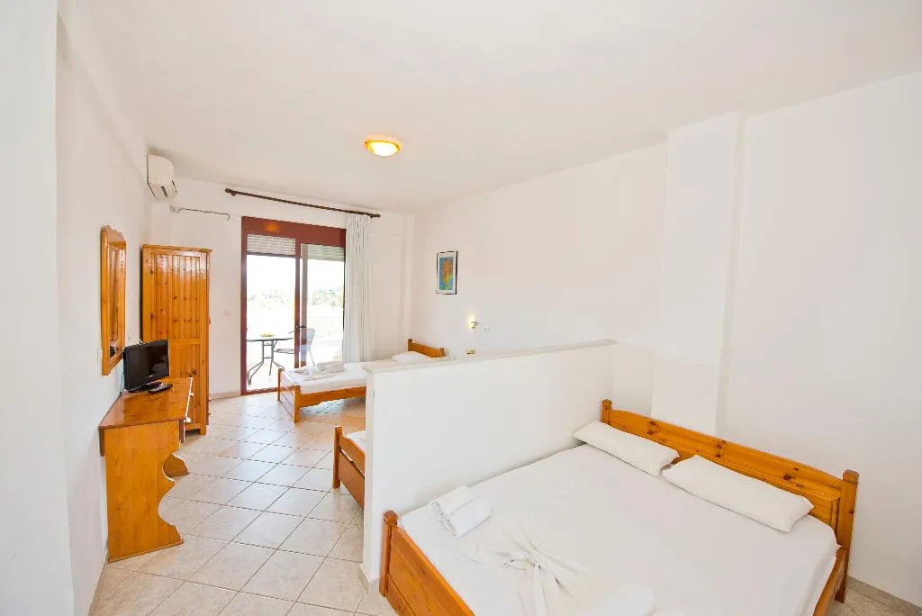 FAMILY ROOM STANDARD Room, Medusa Hotel, Halkidiki