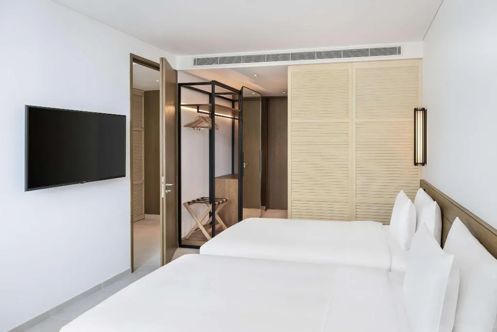 TWIN SUPERIOR Room, Radisson Beach Resort Palm Jumeirah, Dubai