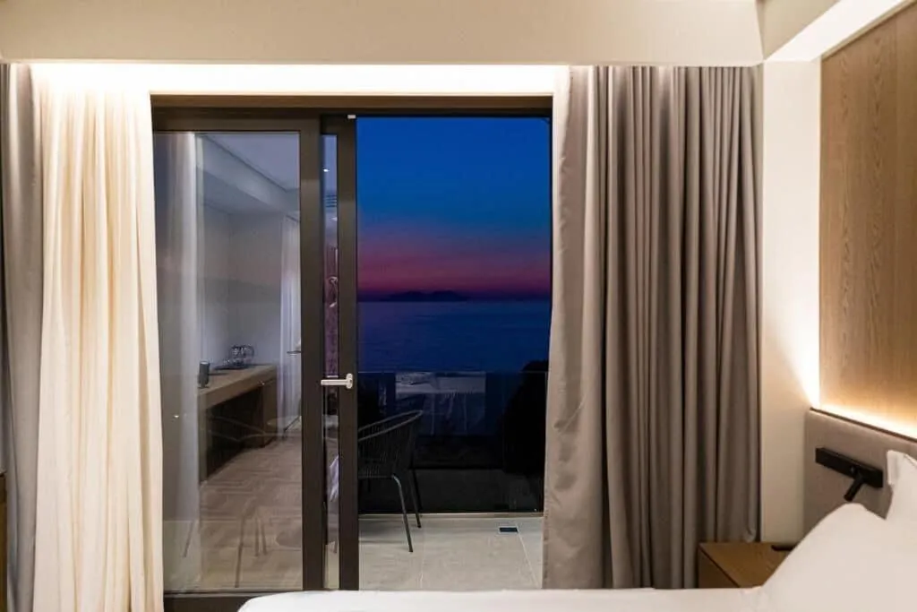 Room, Mazarine Hotel, Kavaje