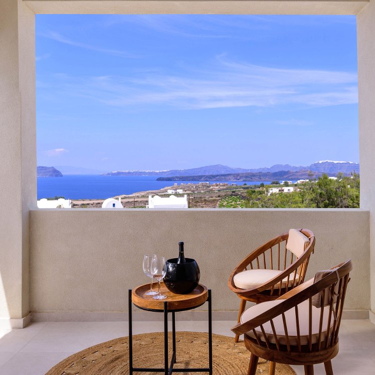 11 11 By Potnia Theron Suites, Santorini