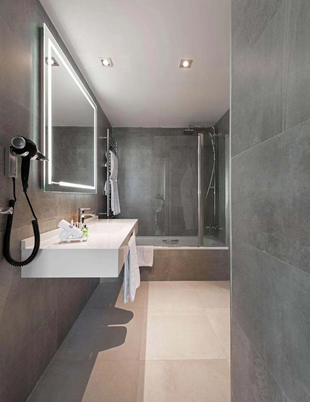 Room, NH Collection Madrid Colón, Madrid