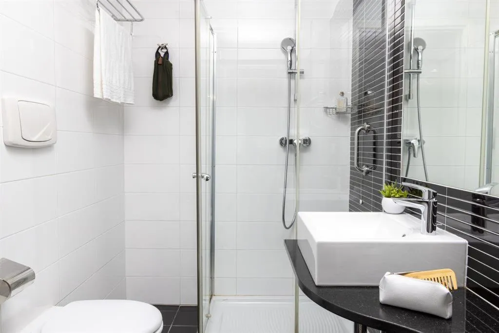 TRIPLE SUPERIOR Room, The Caesar Hotel Roma, Rome