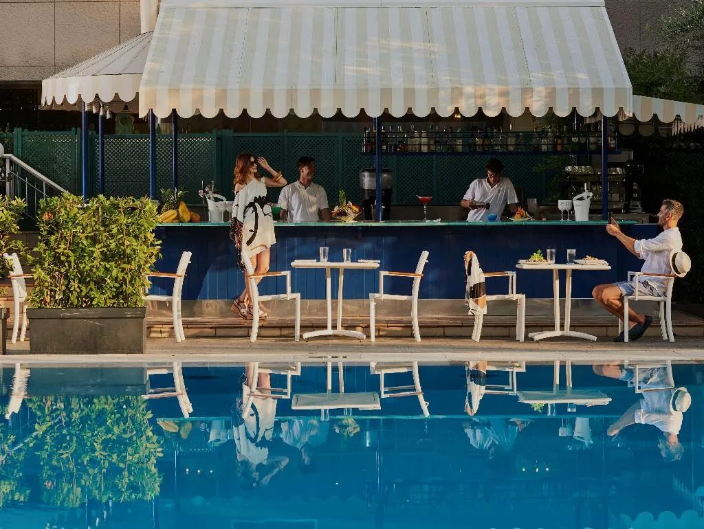 Pool, Rome Cavalieri, A Waldorf Astoria Hotel, Rome