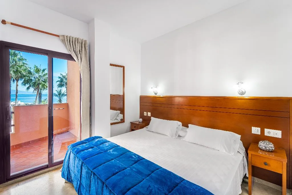 APARTMENT SEA VIEW Room, Don Juan Beach Resort, Costa Del Sol