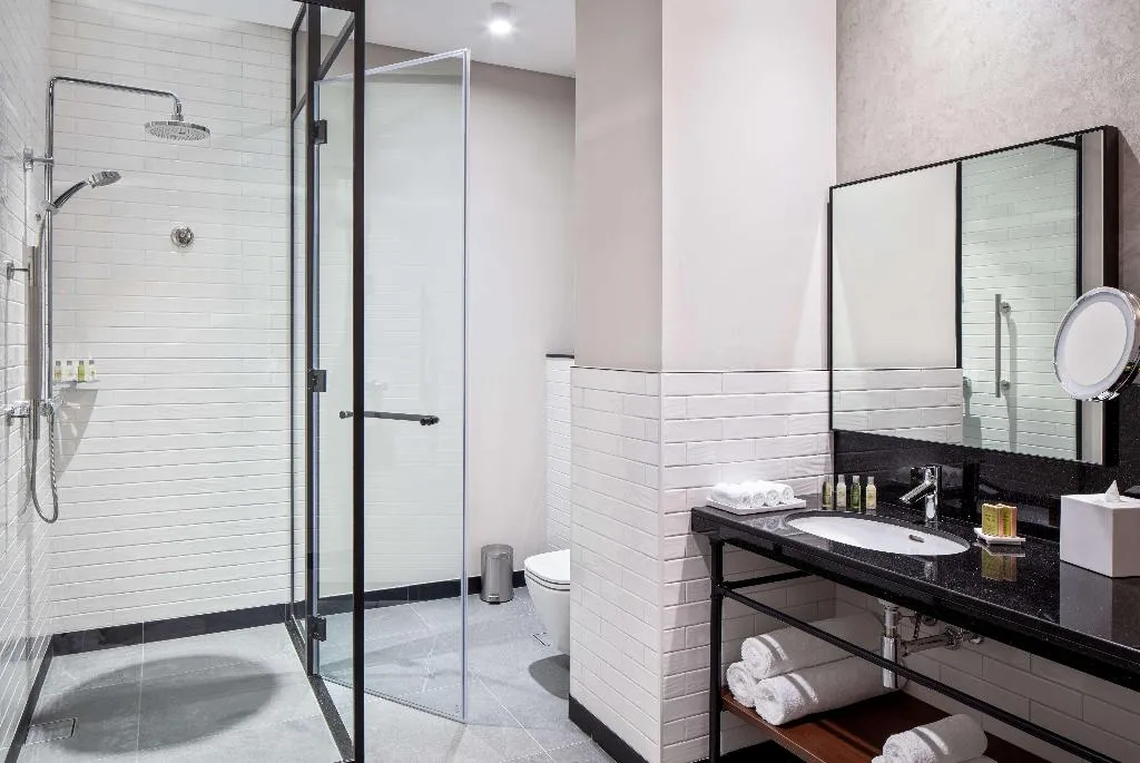 Room, DoubleTree by Hilton Dubai M Square, Dubai