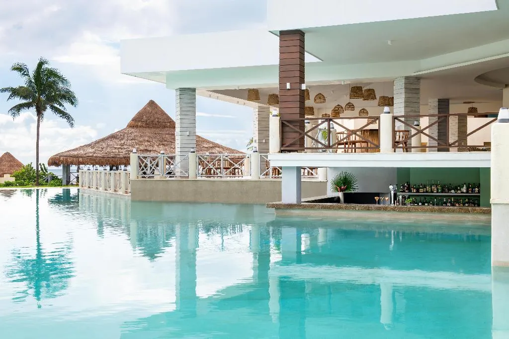 Bar, Dreams Puerto Morelos Resort & Spa, Cancun Area