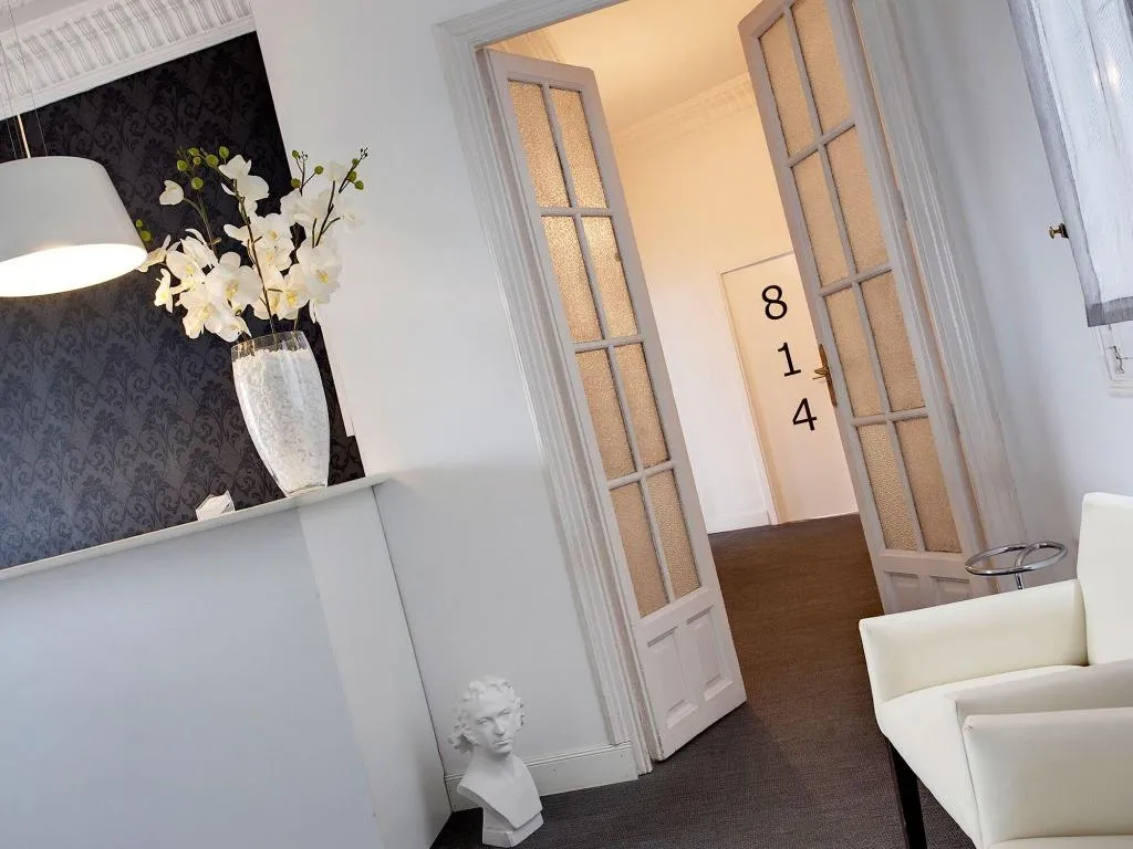 Lobby, Hostal Besaya, Madrid