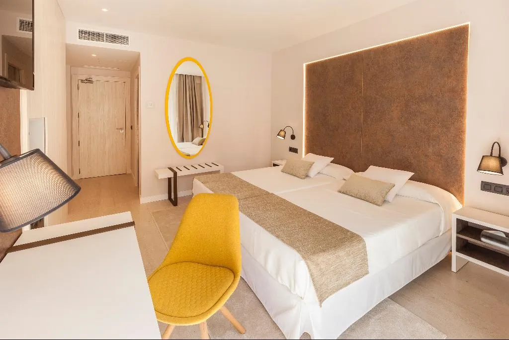 DOUBLE SINGLE USE STANDARD Room, Benidorm Centre Only Adult, Costa Blanca