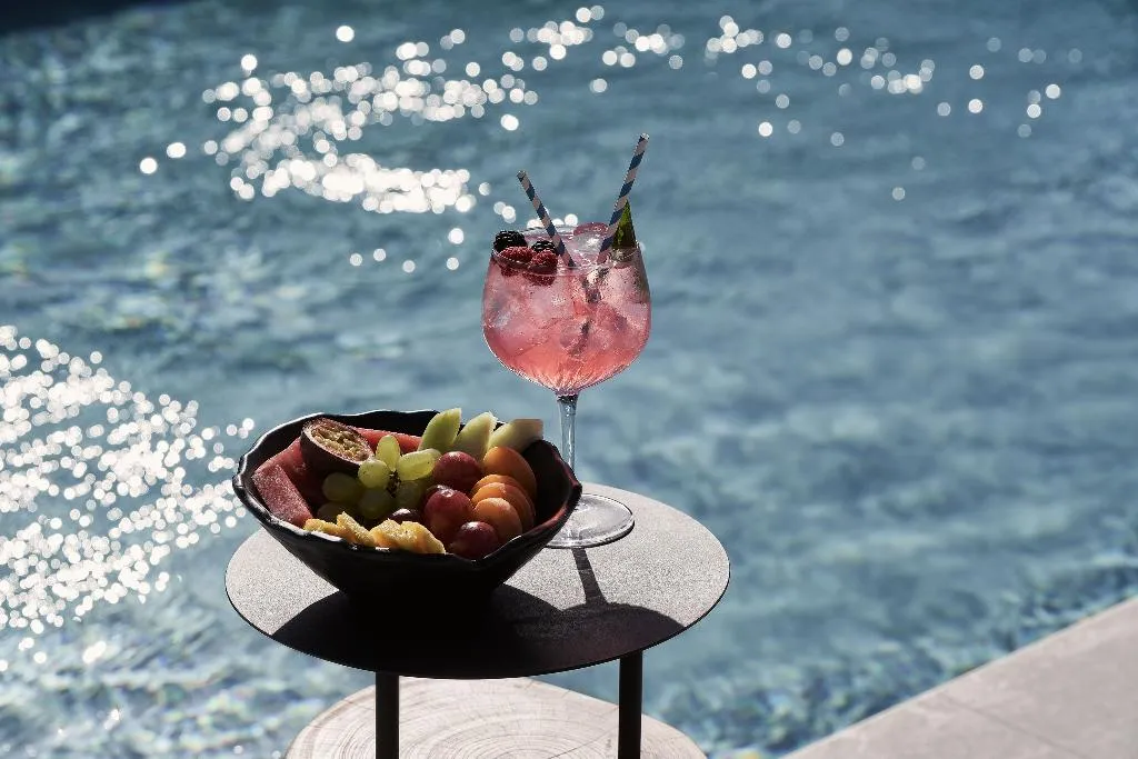 Pool, SantAnna Luxury Suites, Santorini