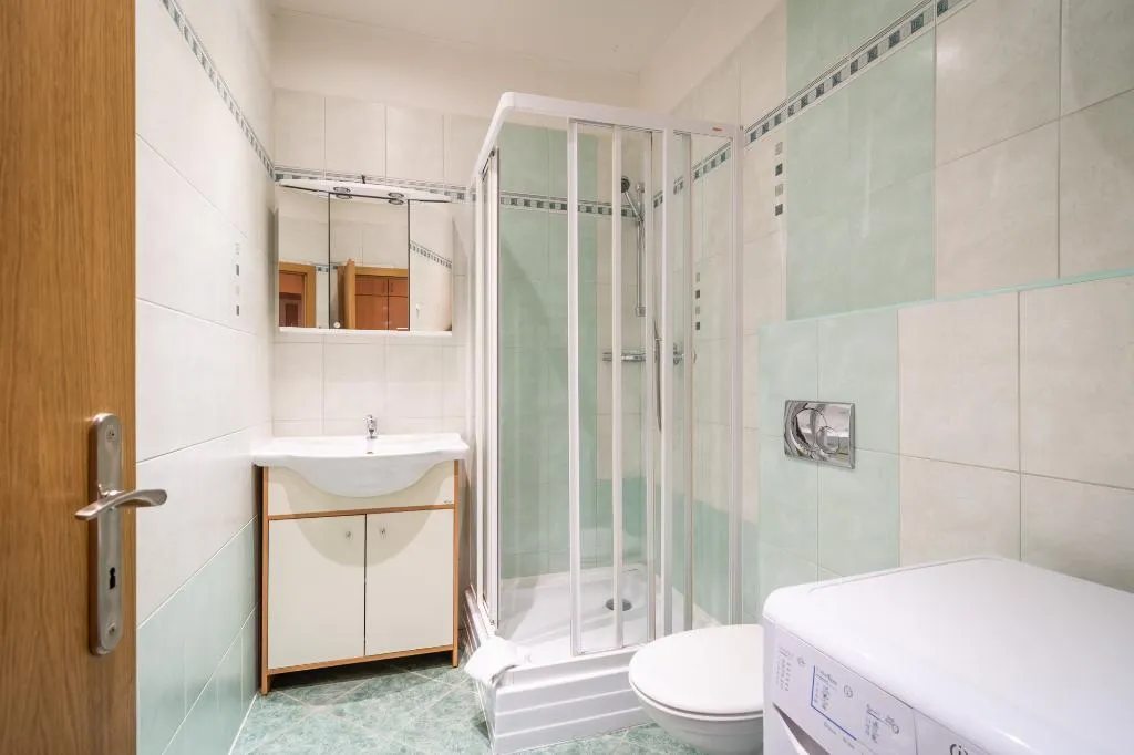 STUDIO STANDARD Room, Royal Road Residence, Prague
