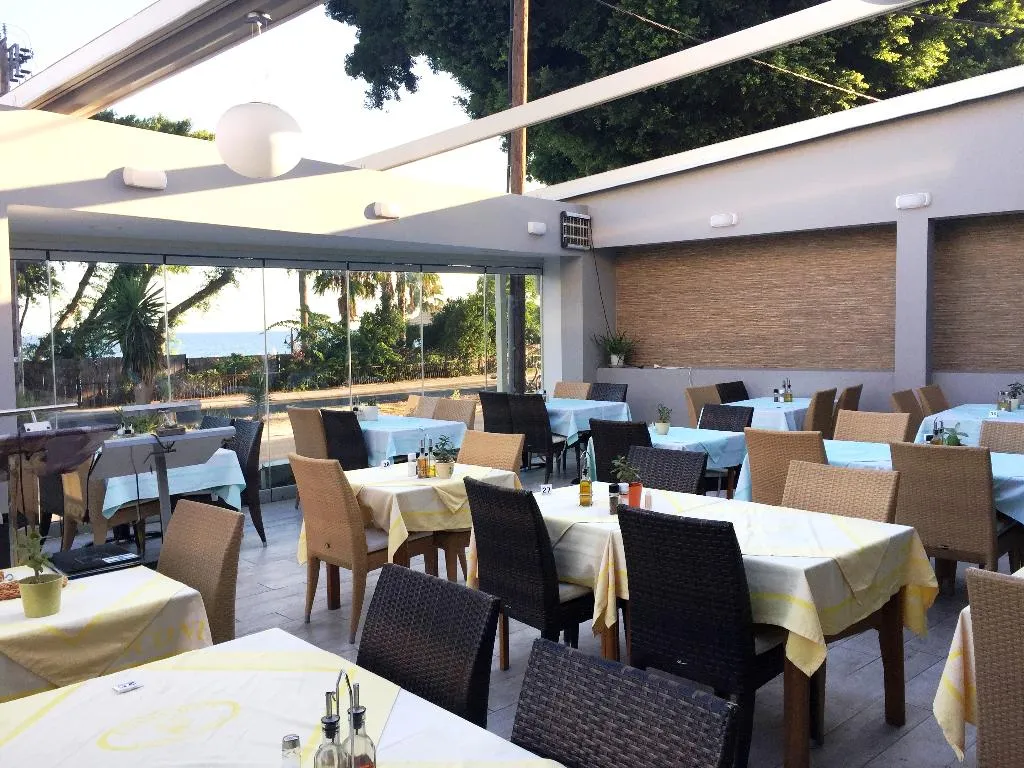 Restaurant, Caravel, Rhodes