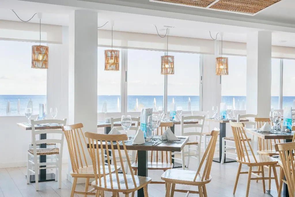 Restaurant, Hotel Atolon & Kaafu Beach Club, Majorca
