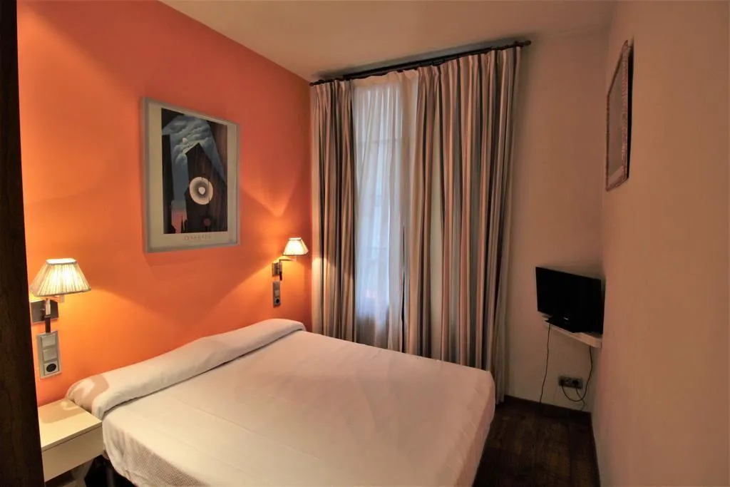 Double or Twin STANDARD Room, Annex Rey Don Jaime I, Barcelona