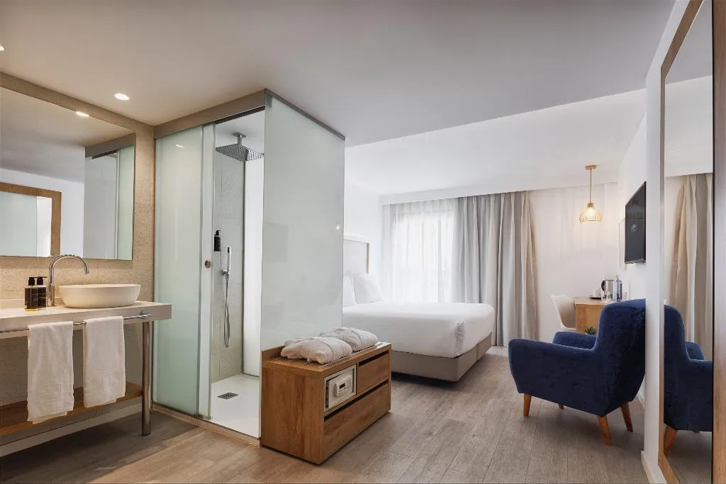 Double or Twin WITH TERRACE Room, Eurostars Puerto de Ibiza, Ibiza