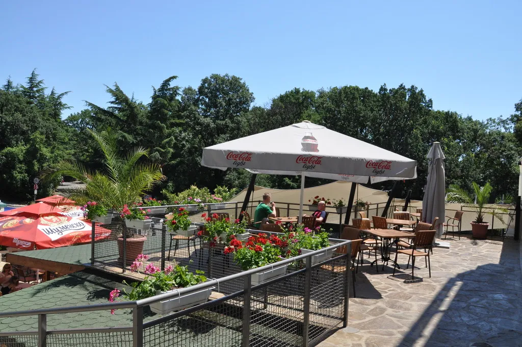 Terrace, Gradina Golden Sands, Varna
