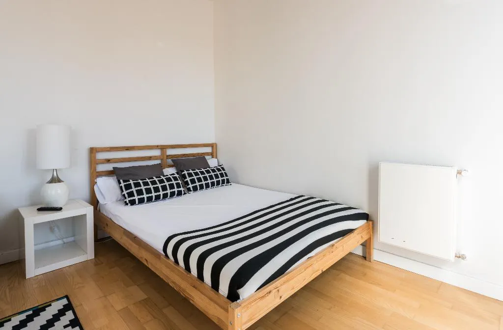 STUDIO CAPACITY 3 Room, Apartamentos Madrid Puerta del Sol, Madrid