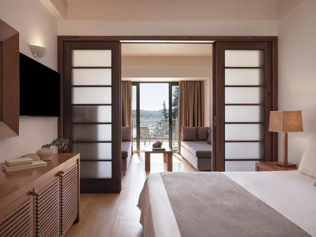 FAMILY ROOM BAY VIEW Room, Kontokali Bay Resort & Spa, Corfu
