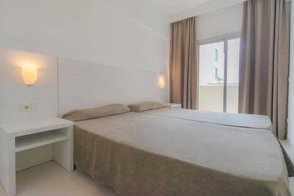 APARTMENT CAPACITY 4 Room, Embat, Majorca