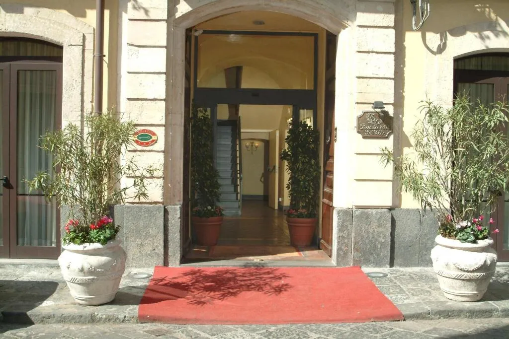 General view, La Ville, Catania