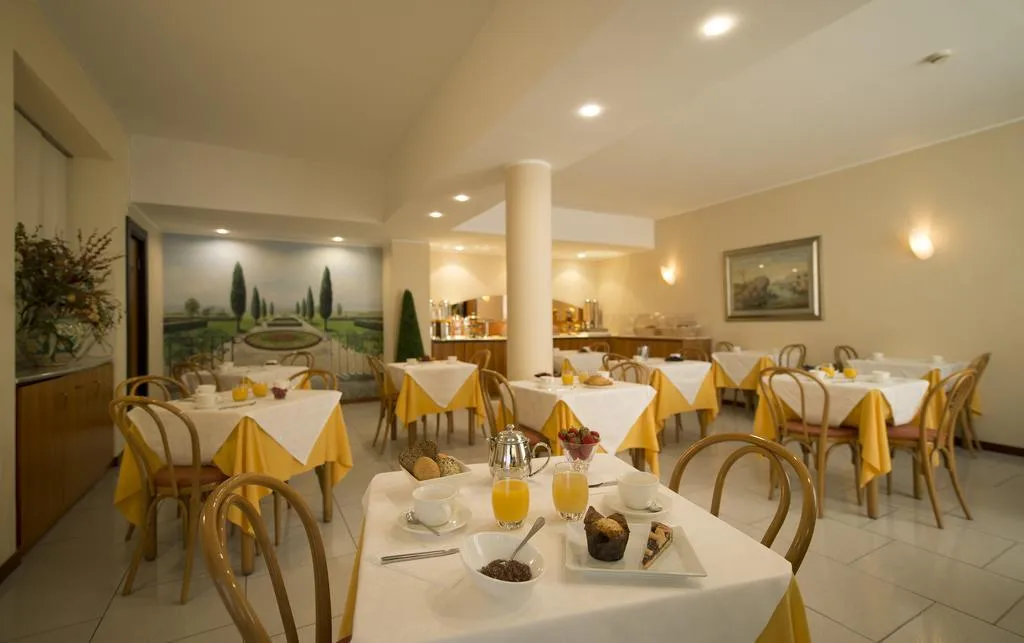Restaurant, Fenice Hotel Milan, Milan