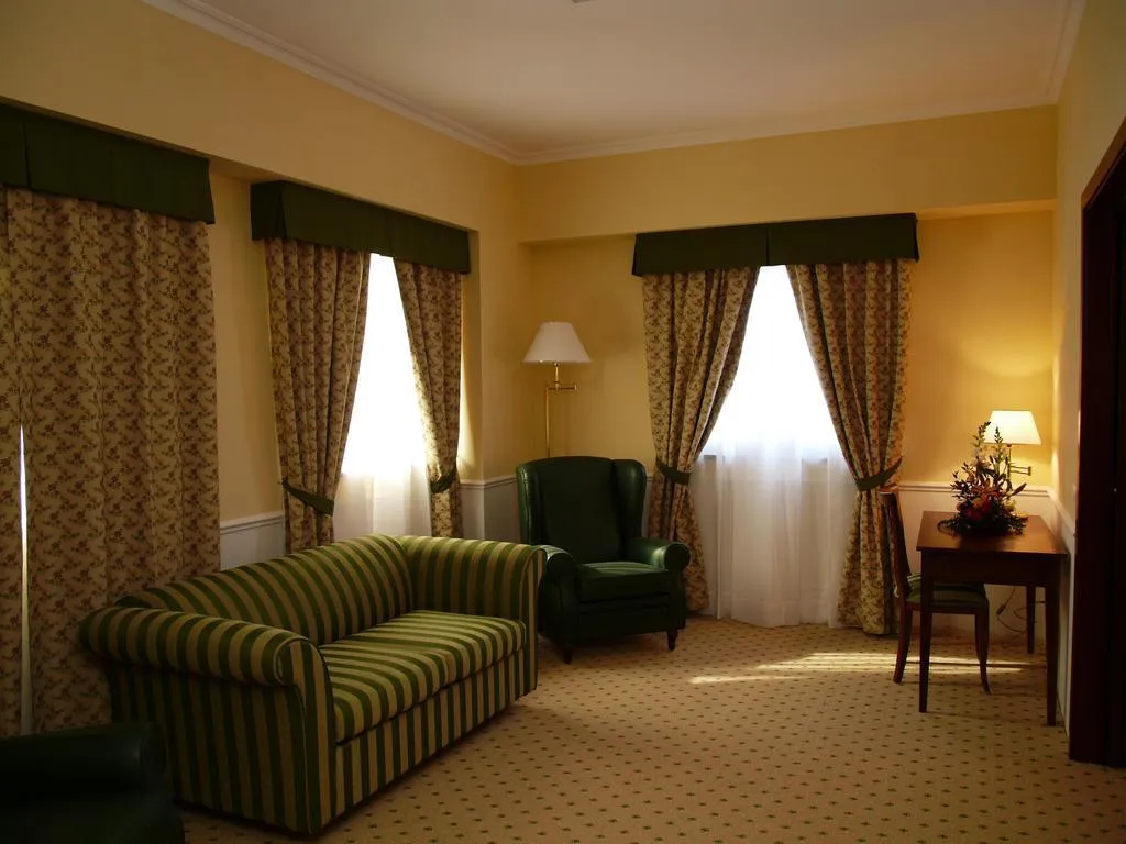 Room, Picciolo Etna Golf Resort & Spa, Curio Collection, Catania