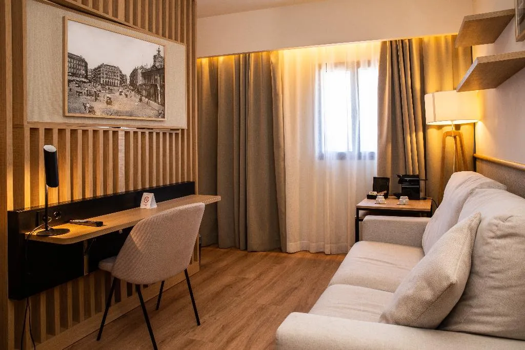 DOUBLE SUPERIOR Room, Ramada by Wyndham Madrid Getafe, Madrid