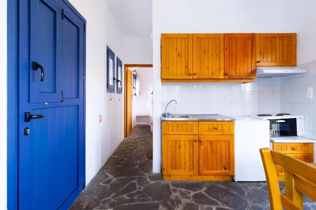 Room, Okirroi Villas and Apts, Crete