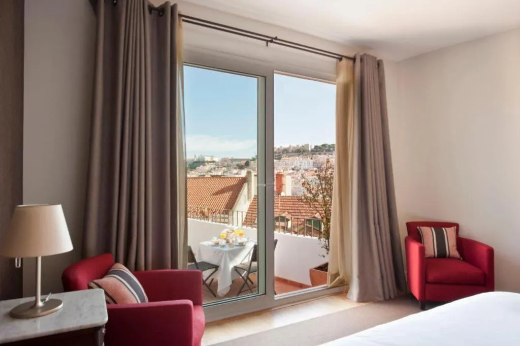 Double or Twin DELUXE WITH TERRACE Room, Casa Balthazar, Lisbon