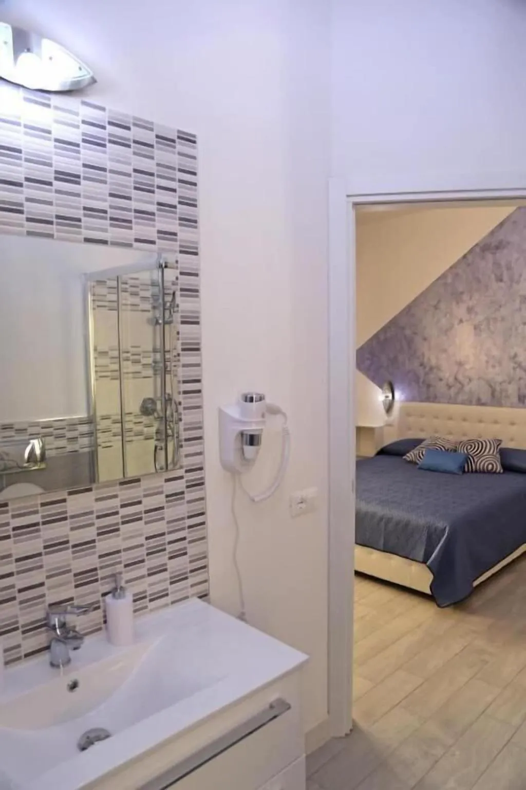 Room, B&B Mimì, Cagliari