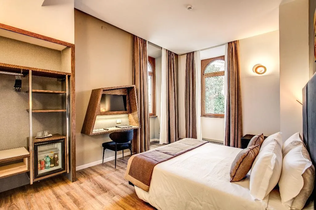 DOUBLE STANDARD Room, Al Manthia Hotel, Rome