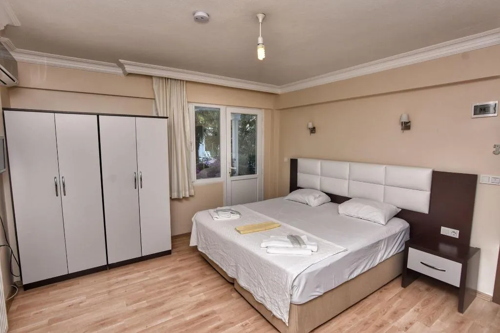 Room, Uzunhan Hotel, Izmir