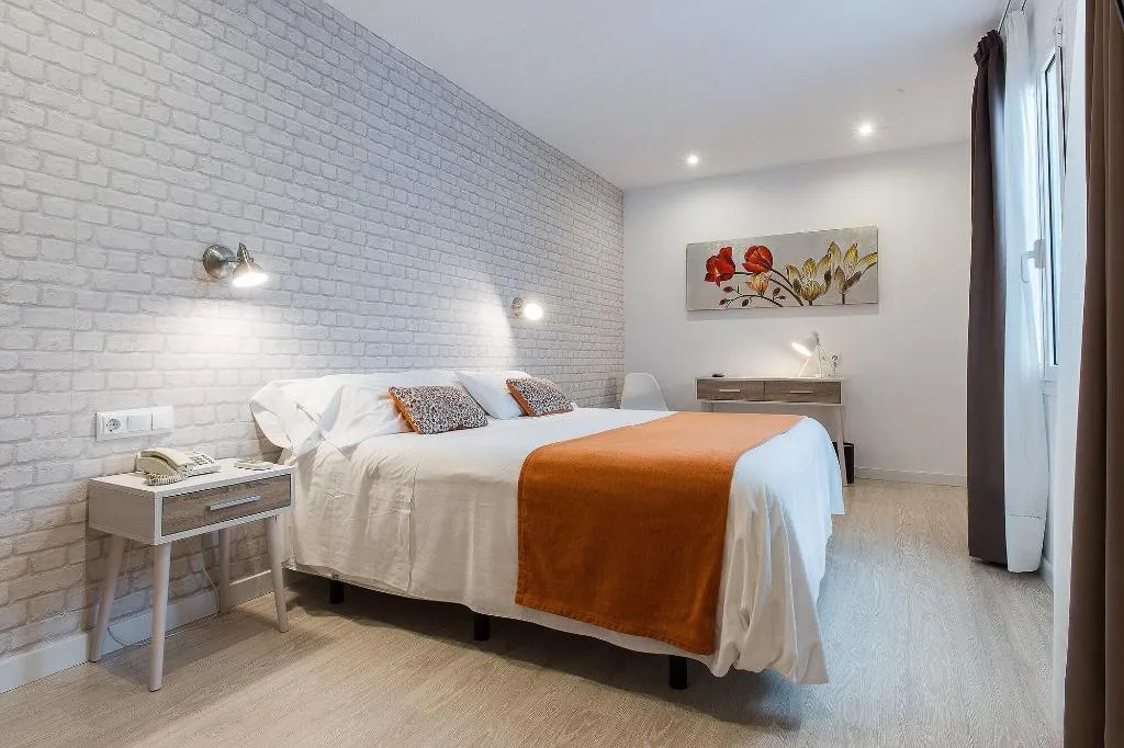 Room, Hostal Menurka, Menorca