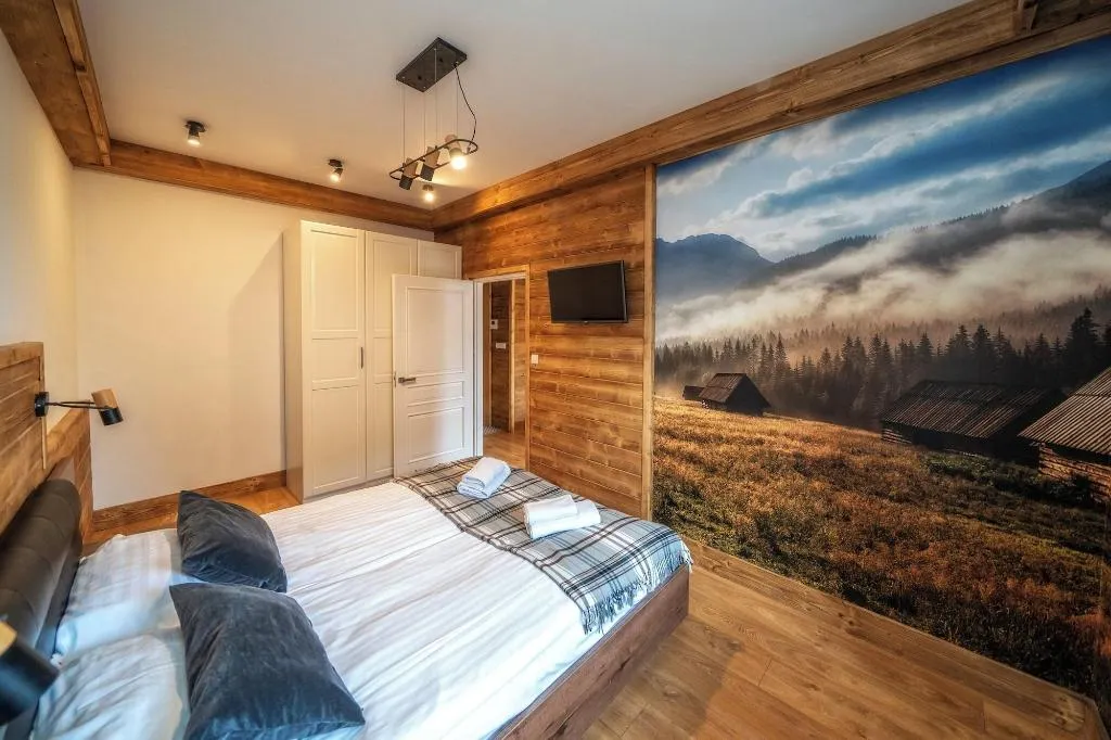 Room, ApartHotel Giewont, Krakow