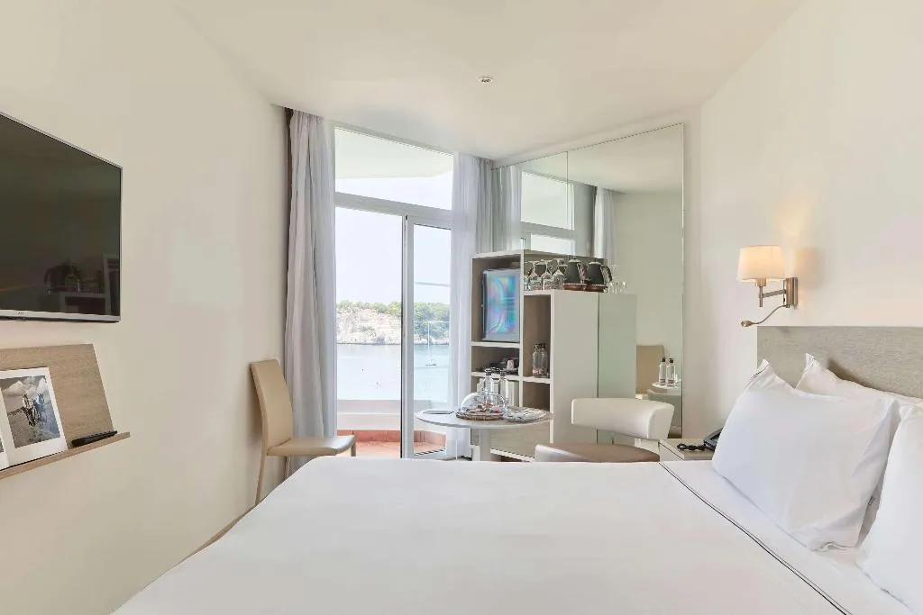 Room, Meliá Cala Galdana, Menorca