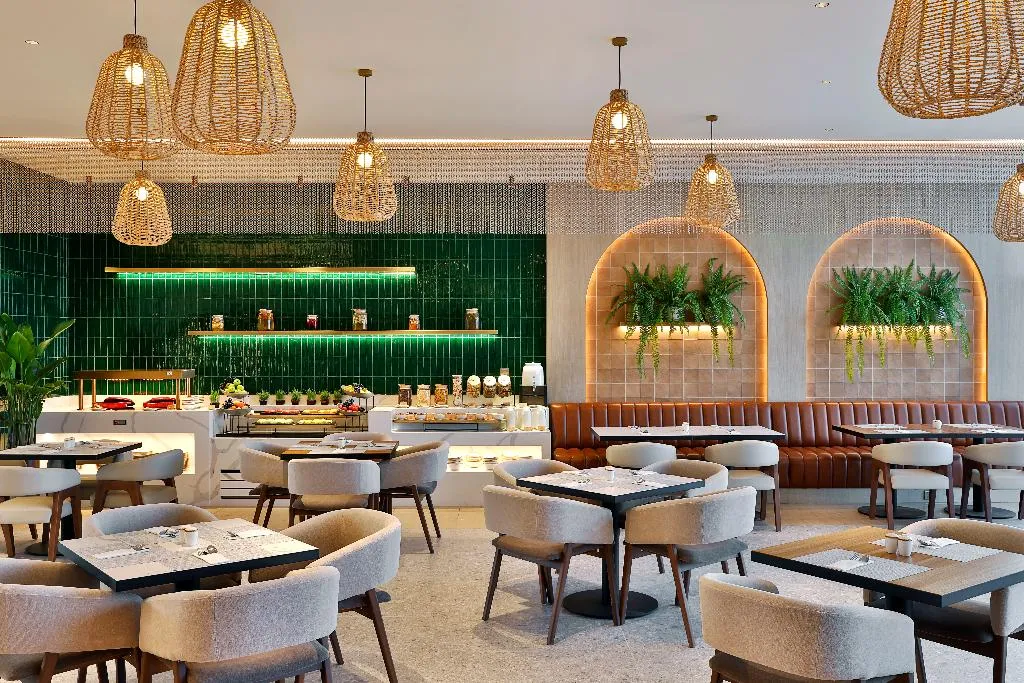 Restaurant, Hotel Local, Dubai