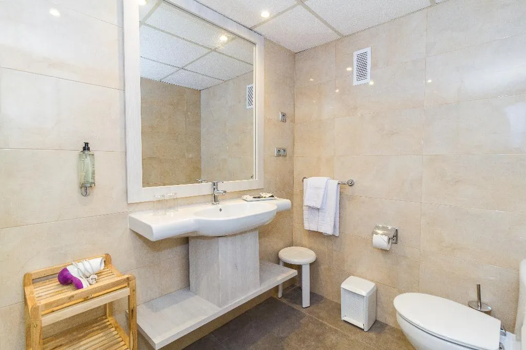 Double or Twin STANDARD Room, Eix Lagotel Holiday Resort, Majorca