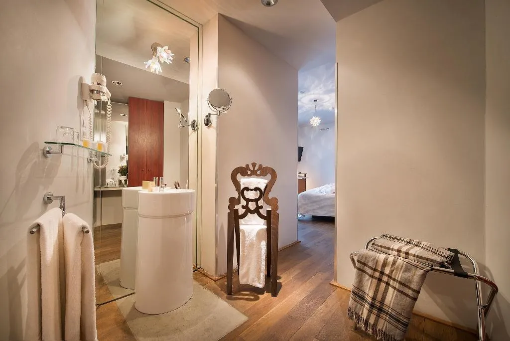 DOUBLE DELUXE Room, Design Hotel Neruda, Prague
