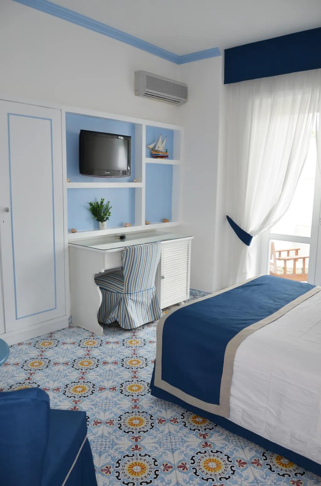Double or Twin SUPERIOR Room, Gatto Bianco, Naples