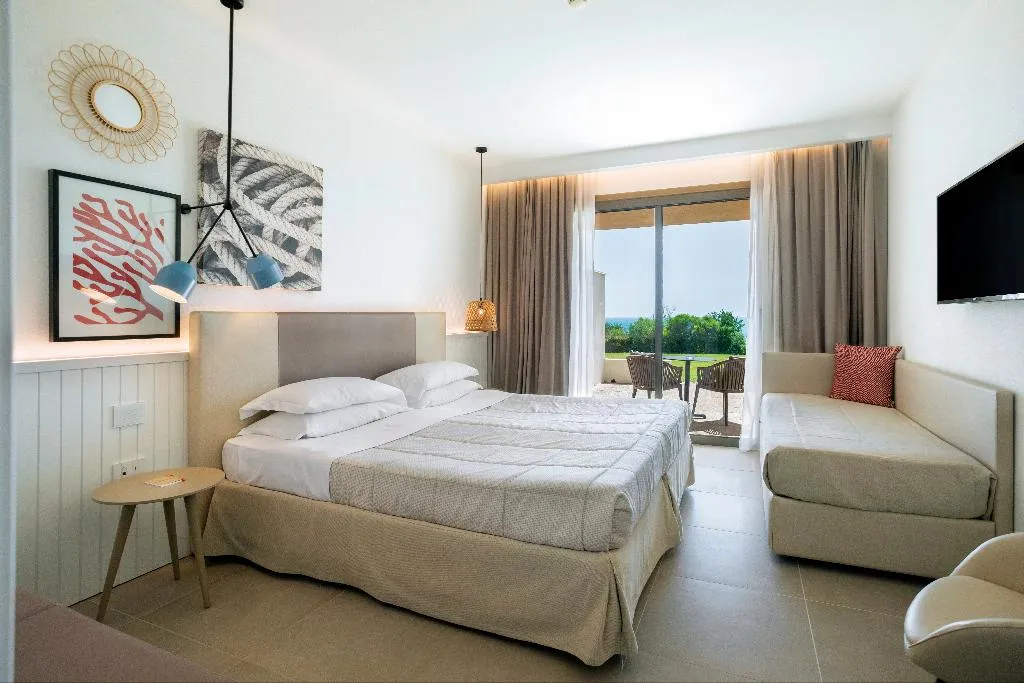 TRIPLE SUPERIOR SEA VIEW Room, Mangia's Torre del Barone Resort, Catania