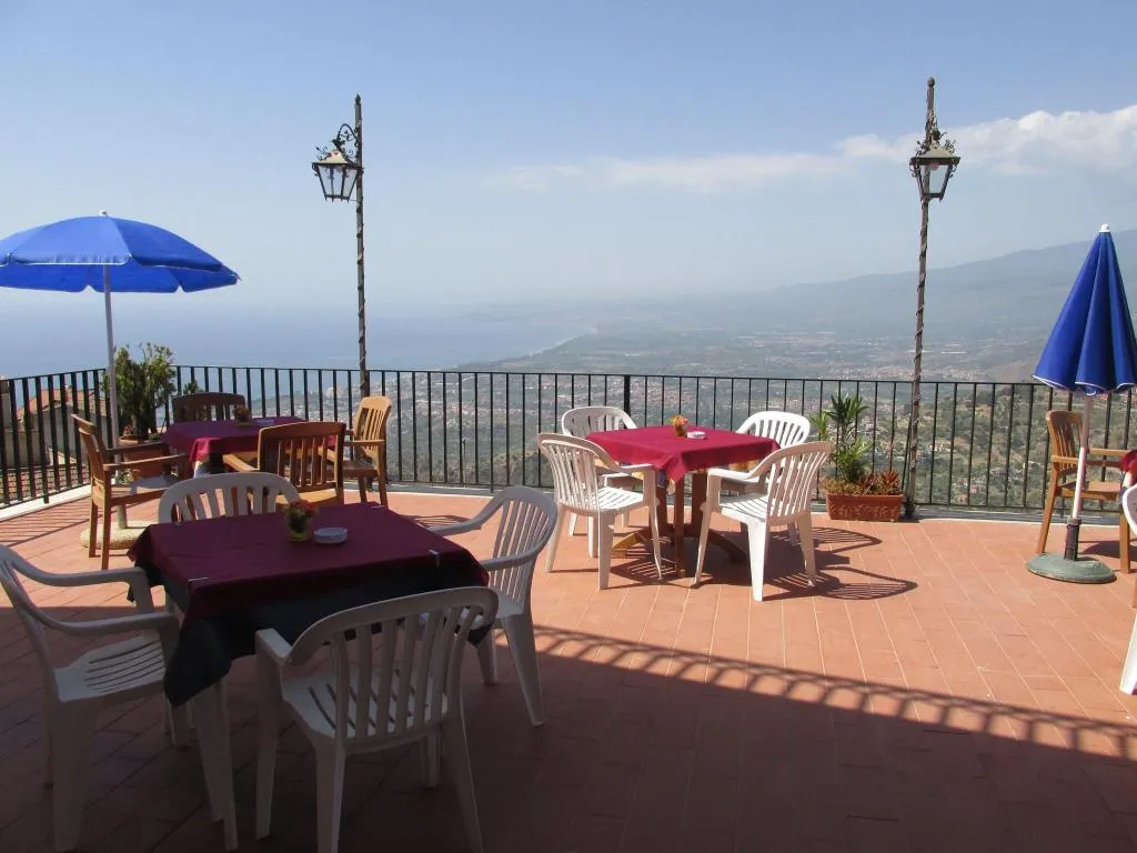 Terrace, Panorama di Sicilia, Taormina