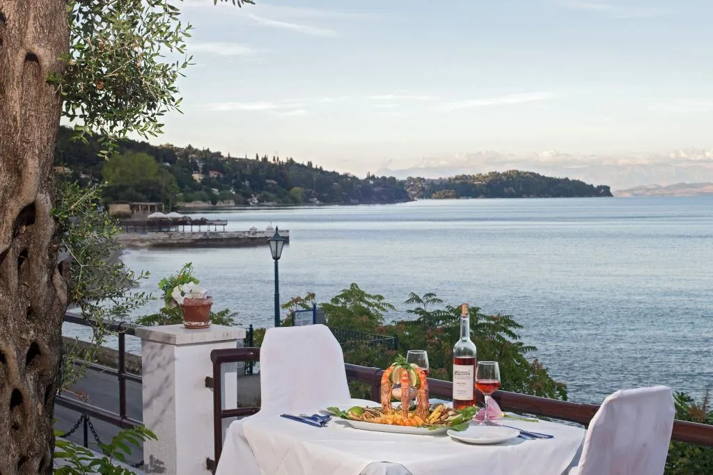 Restaurant, Kaiser Bridge, Corfu