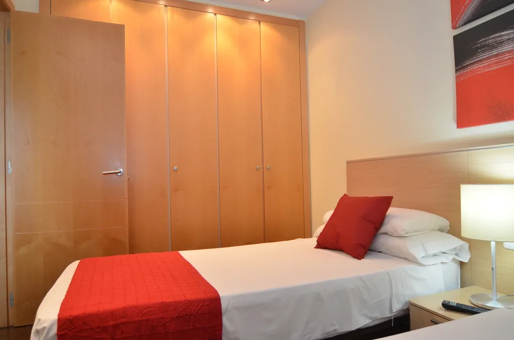 APARTMENT CAPACITY 4 ONE BEDROOM Room, Valencia Rental, Valencia