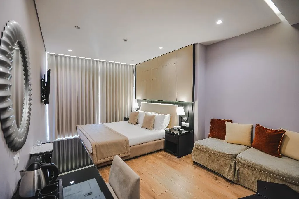 SUITE ONE BED Room, Hotel Oasis, Southern Albania