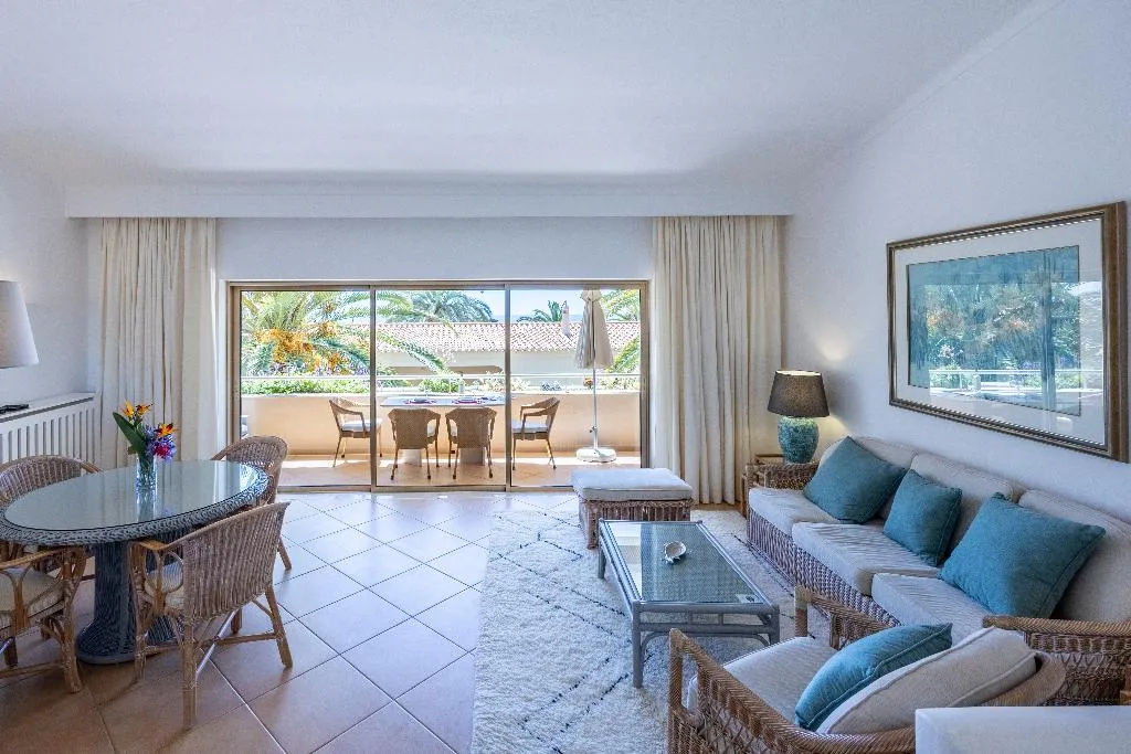APARTMENT TWO BEDROOMS Room, Vila Palmeira, Algarve