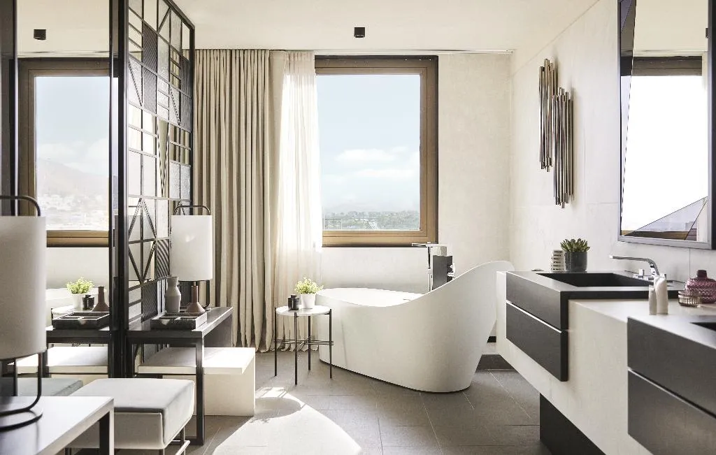 SUITE STANDARD Room, Grand Hyatt Barcelona, Barcelona