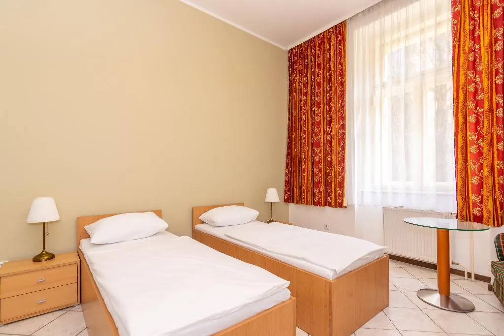 APARTMENT CAPACITY 2 Room, Brixen, Prague