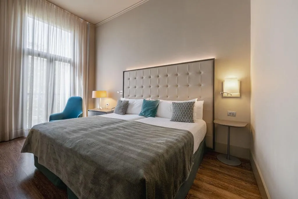 FAMILY ROOM CONNECTING ROOM Room, Gran Hotel Havana 4*Sup by Escampa Hotels, Barcelona