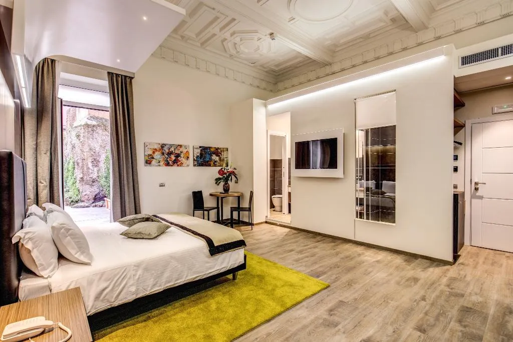 Room, Trevi Collection, Rome