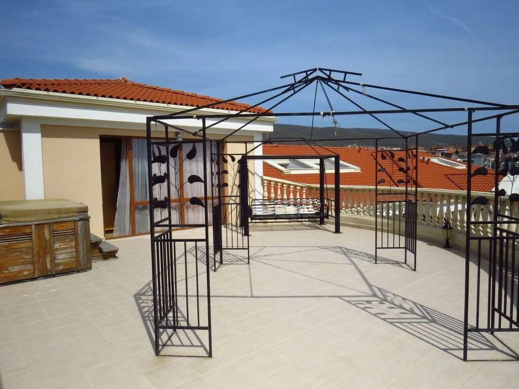 Terrace, Maisonettes In Royal Bay Residence And Spa, Bourgas