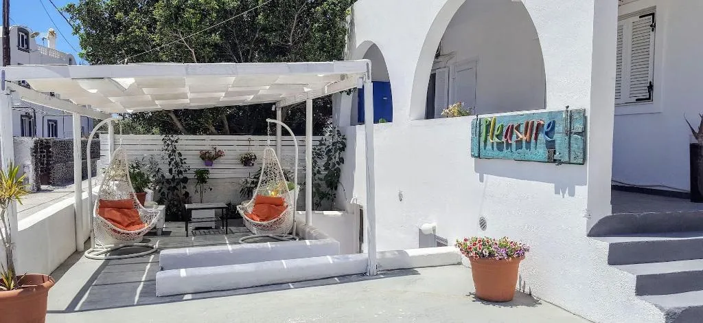 General view, Pleasure Beachside Studios, Santorini